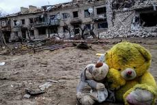 На Луганщині внаслідок обстрілів загинула дворічна дитина