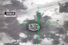 Прикордонники показали, як ліквідують окупантів та їхню техніку на Луганщині (ВІДЕО)