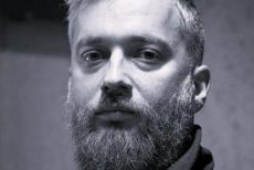 Сєвєродончан просять підписати петицію про присвоєння звання Героя України загиблому Едуарду Булаві. Фото Суспільне Суми