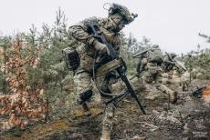 Загарбники б’ють по селах Луганщини, знаючи, що там залишаються цивільні, - Лисогор