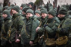 На окупованій Луганщині чоловіків примусово відправляють на «спеціальні збори»