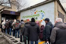 У Києві луганчанам видаватимуть гуманітарну допомогу