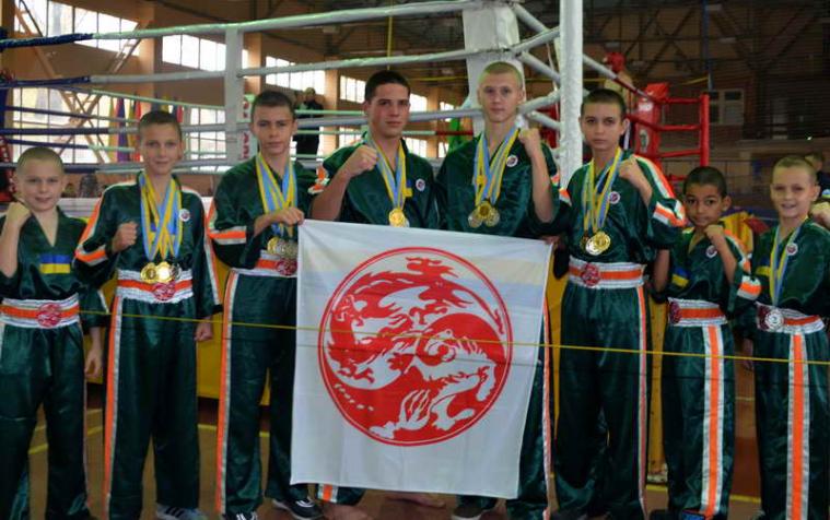 Кикбоксинг ISKA и WPKA: к достижениям Луганской сборной прибавилось еще 25 медалей!