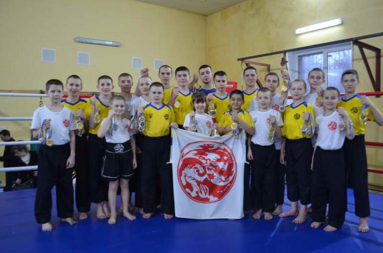Кікбоксинг ISKA: 48 медалей завоювала наша обласна команда в Краматорську