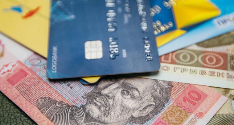 Шахраї зняли з картки жительки Луганщини 60 тис.грн. під виглядом надання допомоги від UNІCEF