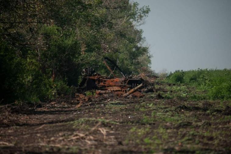 Вночі росіяни нанесли сім артилерійських обстрілів і чотири ракетних удари по Луганщині