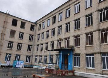 Понад 800 учнів в окупованому Сєвєродонецьку навчаються без світла та інтернету