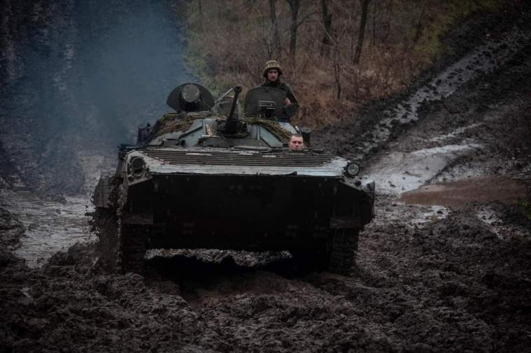 Російські окупанти завдали авіаційних ударів поблизу Макіївки на Луганщині