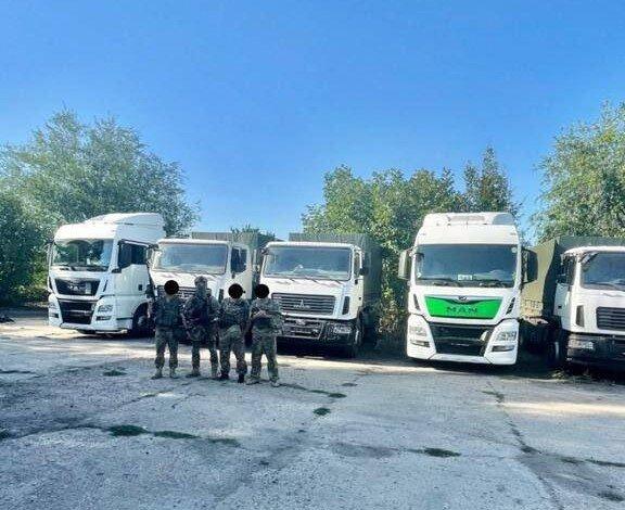 Бійці територіальної оборони Луганщини отримали 7 вантажівок