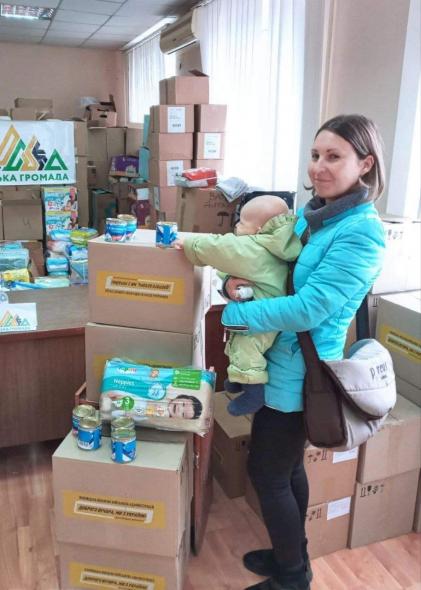 За тиждень понад 1000 переселенців з Луганщини отримали гумдопомогу на Полтавщині