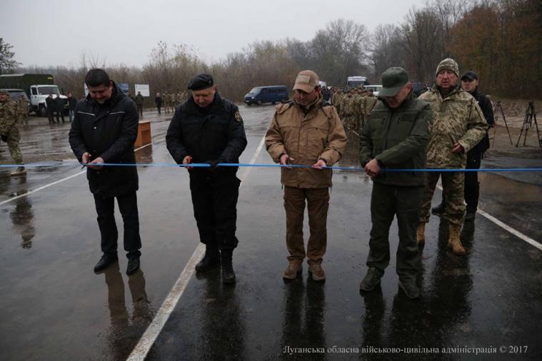 Турчинов открыл восстановленный Томашевский мост 