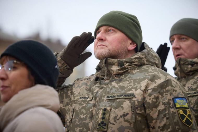 "При всій повазі до генерала Залужного, є абсолютне розуміння ієрархії", — Зеленський