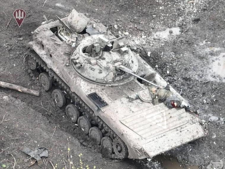 На Луганщині знищили два російських танки