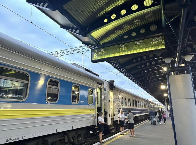 Укрзалізниця запустила новий поїзд до Польщі