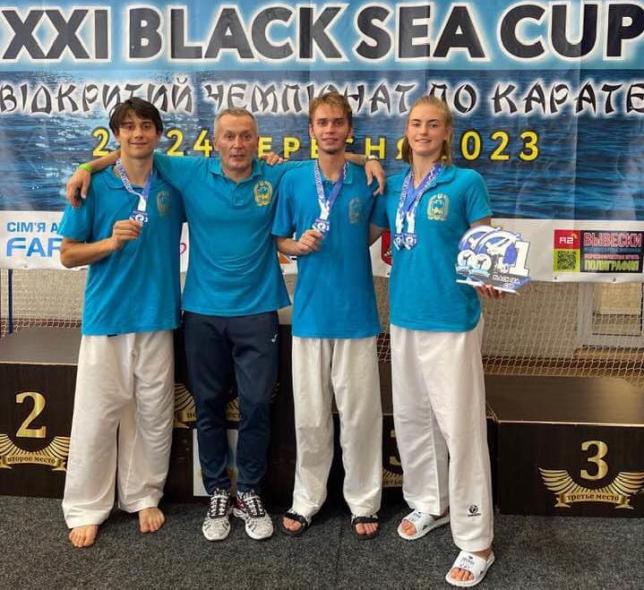 Рубіжанська каратистка завоювала дві медалі на Кубку Чорного моря з карате