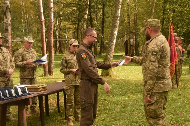 Бійців Луганської ТРО відзначили обласними нагородами
