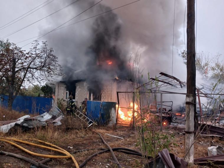 Росіяни скинули авіабомбу на село на Харківщині – дві людини загинули