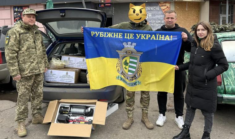 Рубіжани доставили на фронт допомогу нацгвардійцям