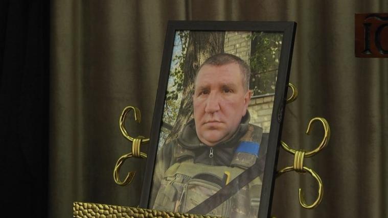 У Хмельницькому попрощалися з загиблим військовим з Луганщини, він був на війні з 2014 року