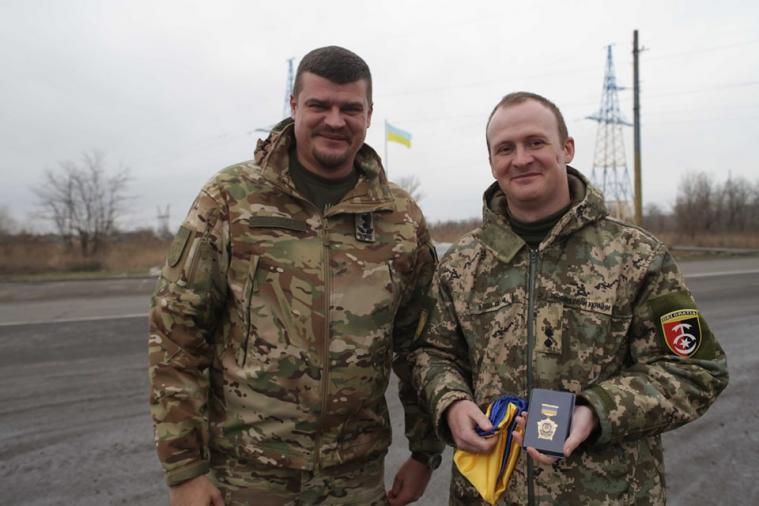 Луганського журналіста, який воює у складі ЗСУ, нагородили обласною відзнакою 