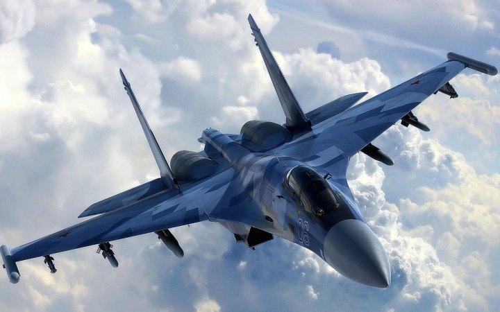 Маючи перевагу в небі, на Луганщині ворог активно застосовує авіацію