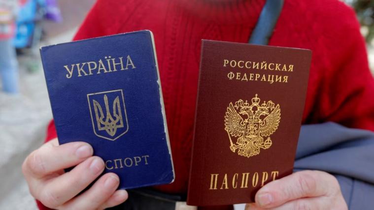 На окупованій Луганщині не справляються з паспортизацією літніх людей до “виборів”, - ЛОВА