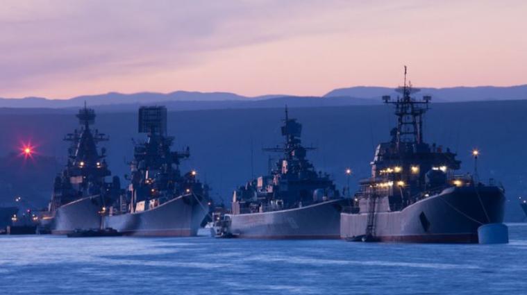 Росія може перекинути більшу частину військово-морських сил з Севастополя до Новоросійська, – британська розвідка