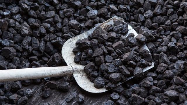 Напередодні зими лисичани не можуть добитися пільг на вугілля від окупаційної влади