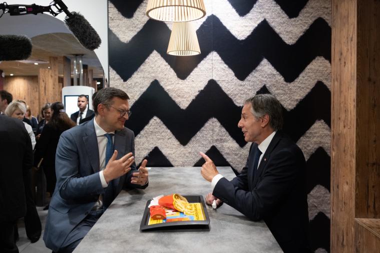 Візит Блікена в Україну: вечеря у McDonald's, ніч у Києві, переговори і заяви — усі подробиці і фото 