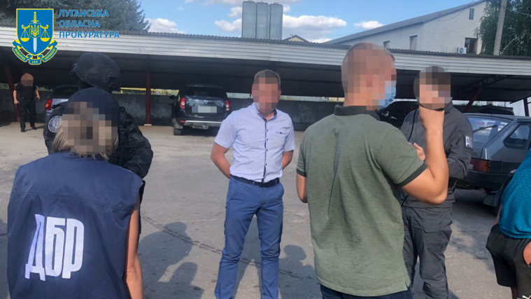 Судитимуть поліцейського з Луганщини, який вимагав хабаря