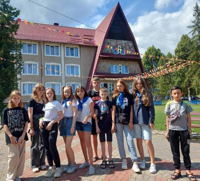 Ще одна група дітей з Луганщини відправилася на оздоровлення на захід країни