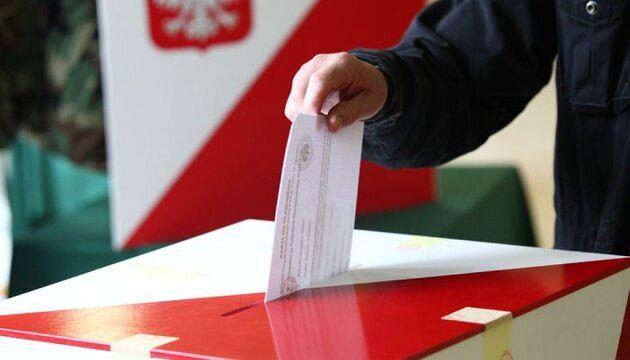 У Польщі тривають парламентські вибори