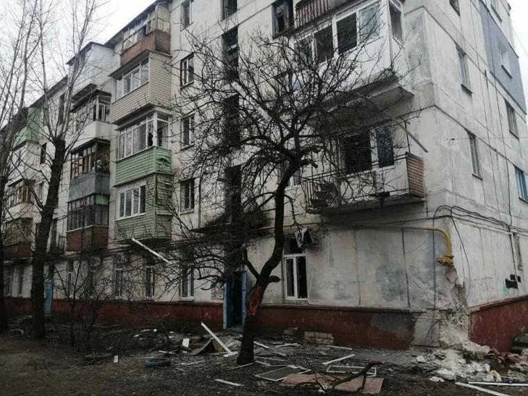 ЛОВА: підрядники з рф у Сєвєродонецьку займають порожні квартири на свій смак