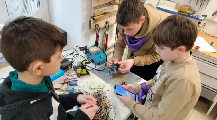 У Києві громада з Луганщини створює STEM-лабораторію для дітей-ВПО