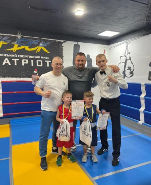 Сєвєродонецькі боксери завоювали 8 медалей на змаганнях на Київщині