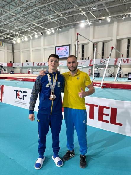 Представник Луганщини завоював три медалі на етапі Кубка світу зі спортивної гімнастики