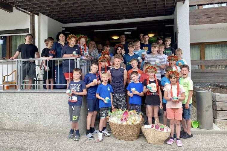 Дітям з Сєвєродонецька в Австрії влаштували святкування Великодня