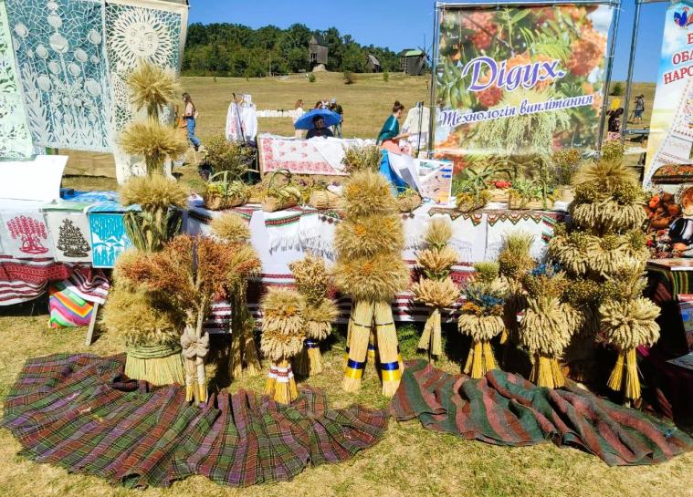 Луганчани підкорили глядачів на фестивалі «Жива культура – живий світ» (ФОТО)