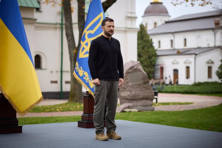 Зеленський назвав політика, який може допомогти закінчити війну