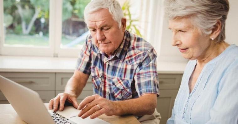 Ідентифікація пенсіонерів-ВПО: процедуру можна пройти через відеодзвінок до контакт-центру