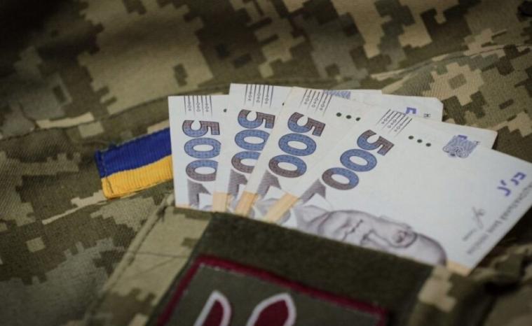 Громади Сєвєродонецького району виплатили захисникам майже 15 мільйонів гривень