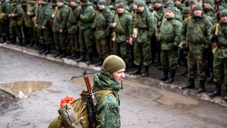 ЛОВА: на окупованій Луганщині розшукують комісованих та знову перевіряють транспорт