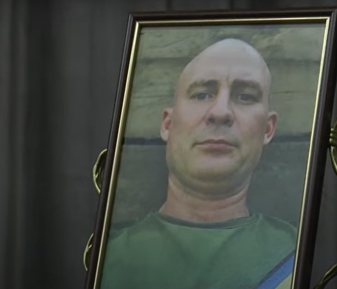 Загиблого захисника з Луганщини поховали у Хмельницькому