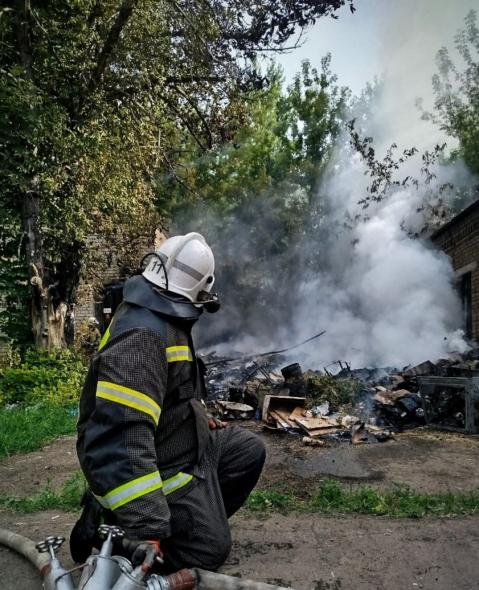 Під Сєвєродонецьком горять дачні будинки 