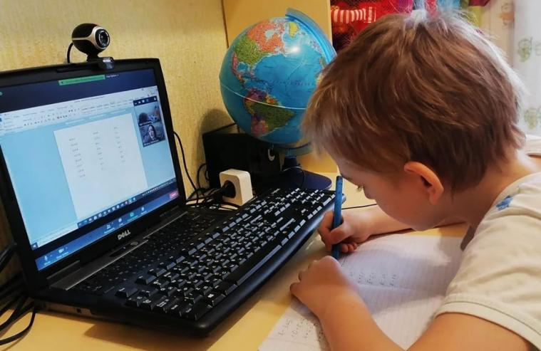 Дистанційне навчання для дітей-ВПО - все? Наказ МОН поставив під удар освіту Луганщини