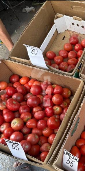 На захопленій Луганщині окупанти хваляться херсонськими овочами. "Серйозно тіснять у ціні  аналогічну місцеву продукцію"