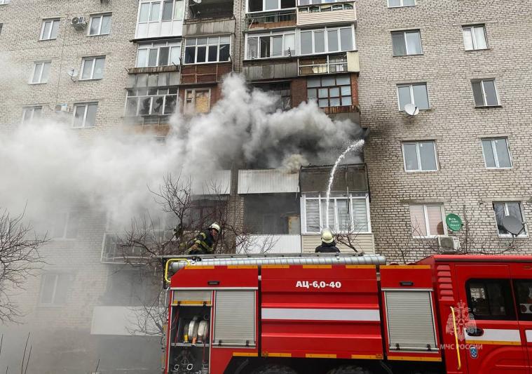 У Сєвєродонецьку знов гасили пожежу у житловому будинку (ФОТО)