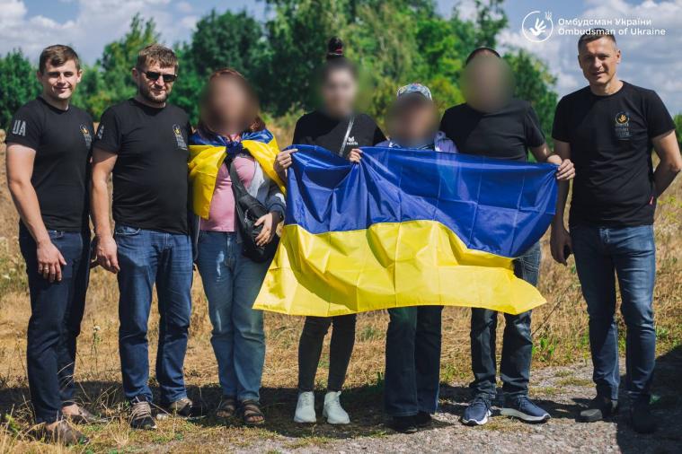 Повернули двох дітей з окупованої Луганщини, - Лубінець