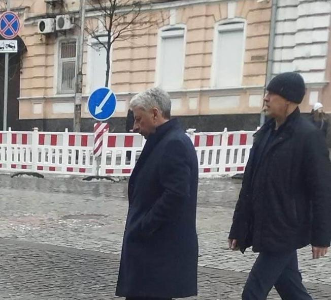 Бойко сказав, що під "радикалами, які зносять пам'ятники в Україні", мав на увазі Порошенка