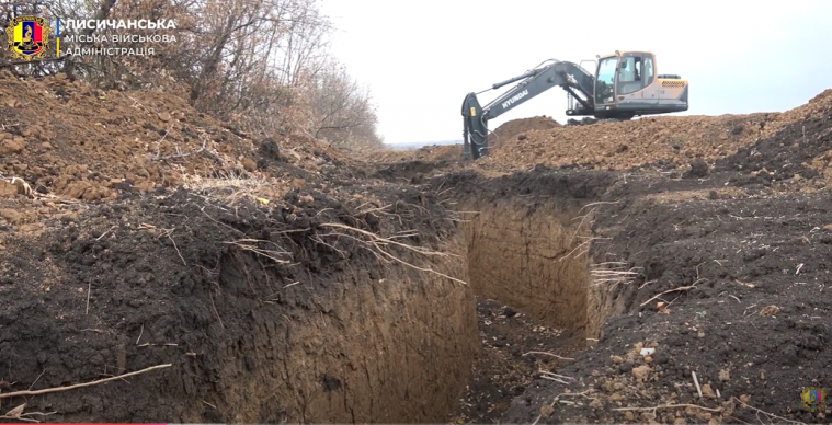 Лисичанські КП вже понад пів року будують фортифікації поблизу лінії фронту (ВІДЕО)